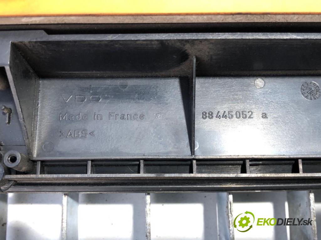 RENAULT TRUCKS PREMIUM Platforma / podwozie 1997 219 kW Route 300.16 219 kW [298 KM] olej napędowy 1996 - 2022 9839 Prístrojovka 5010311921 (Prístrojová doska)