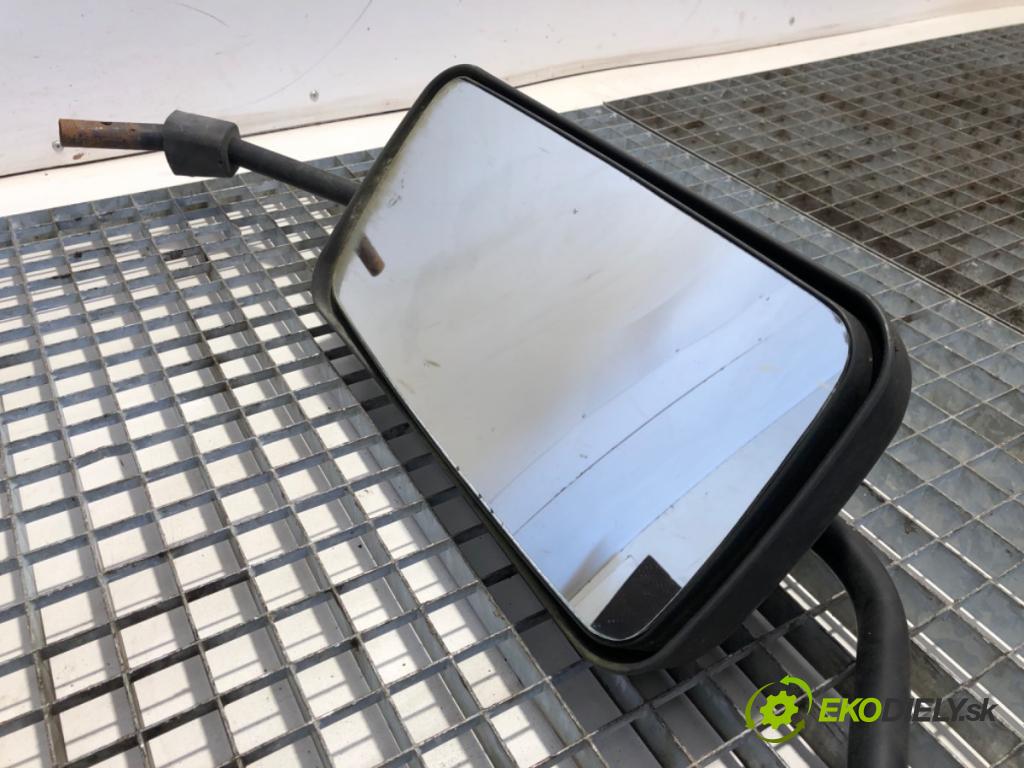 RENAULT TRUCKS PREMIUM Platforma / podwozie 1997 219 kW Route 300.16 219 kW [298 KM] olej napędowy 1996 - 2022 9839 zpětné zrcátko levý