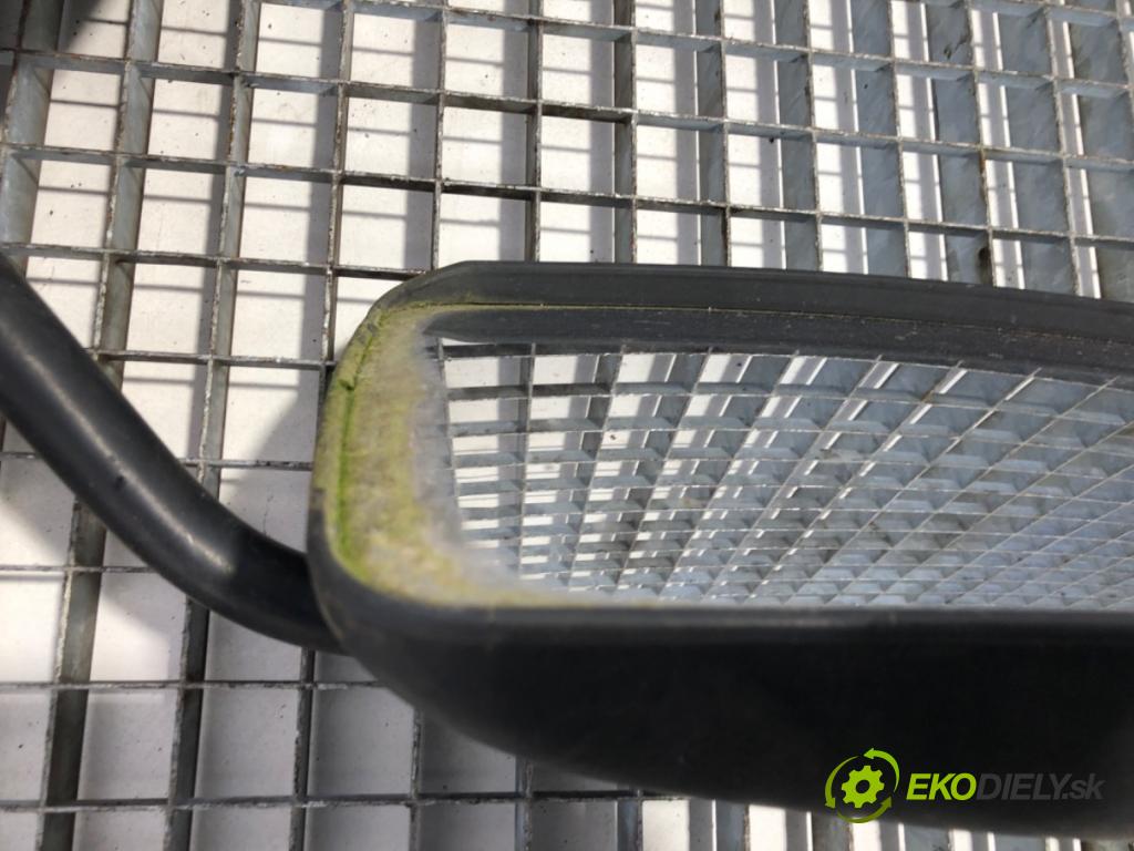 RENAULT TRUCKS PREMIUM Platforma / podwozie 1997 219 kW Route 300.16 219 kW [298 KM] olej napędowy 1996 - 2022 9839 zpětné zrcátko pravý