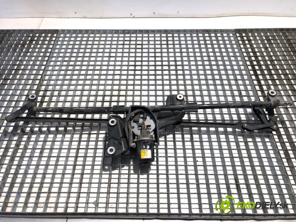 RENAULT TRUCKS PREMIUM Platforma / podwozie 1997 219 kW Route 300.16 219 kW [298 KM] olej napędowy 1996 - 2022 9839 Mechanizmus stieračov predný  (Motorček stieračov predný)