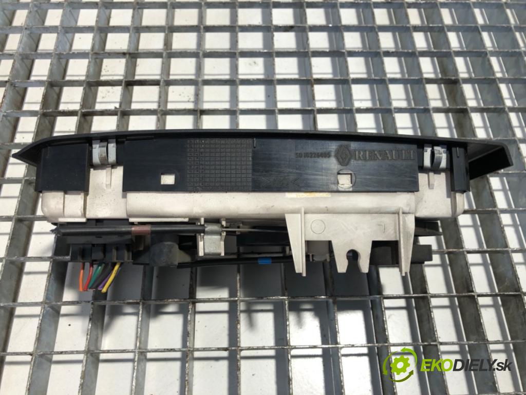 RENAULT TRUCKS PREMIUM Platforma / podwozie 1997 219 kW Route 300.16 219 kW [298 KM] olej napędowy 1996 - 2022 9839 Panel ovládania kúrenia 5010226405 (Prepínacie páčky pod volantom)