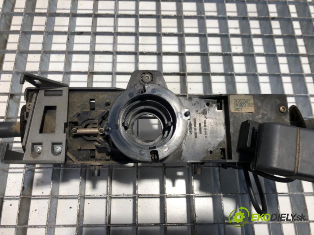 RENAULT TRUCKS PREMIUM Platforma / podwozie 1997 219 kW Route 300.16 219 kW [298 KM] olej napędowy 1996 - 2022 9839 přepínač kombinovaný 5010231825 (Páčky pod volantem)