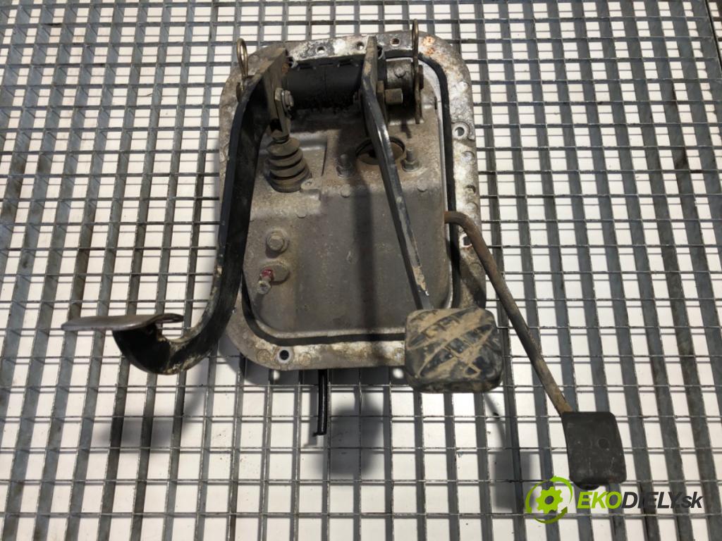 RENAULT TRUCKS PREMIUM Platforma / podwozie 1997 219 kW Route 300.16 219 kW [298 KM] olej napędowy 1996 - 2022 9839 PEDÁL: 5600201491 (Potenciometer plynového pedálu)