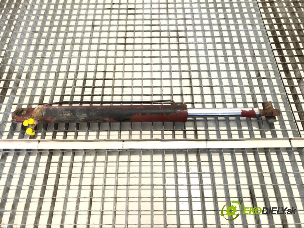 RENAULT TRUCKS PREMIUM Platforma / podwozie 1997 219 kW Route 300.16 219 kW [298 KM] olej napędowy 1996 - 2022 9839 Teleskop sťahovania kabína 