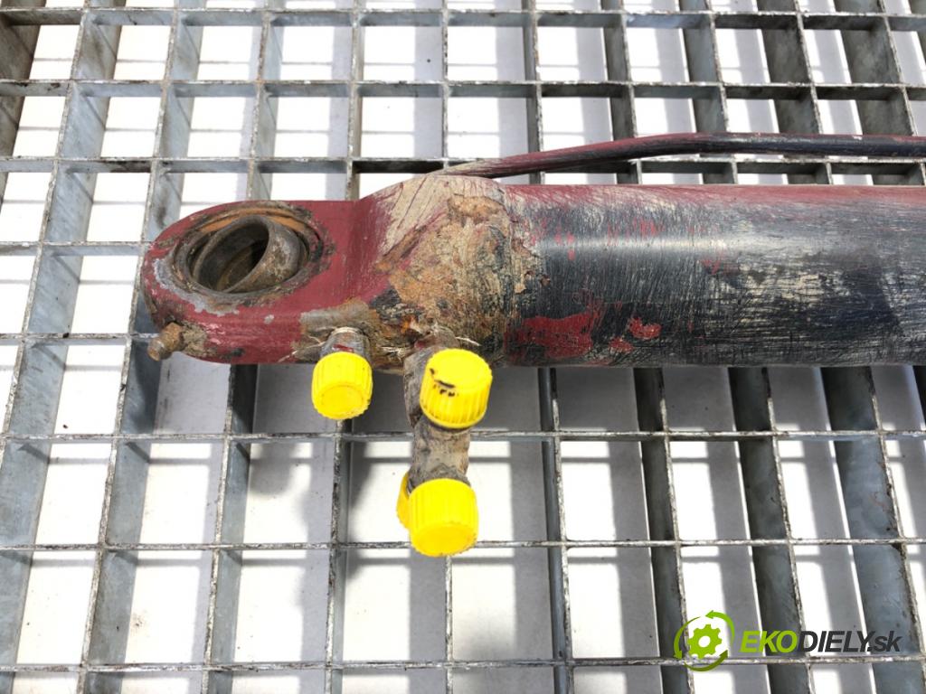 RENAULT TRUCKS PREMIUM Platforma / podwozie 1997 219 kW Route 300.16 219 kW [298 KM] olej napędowy 1996 - 2022 9839 teleskop sťahovaní kabina