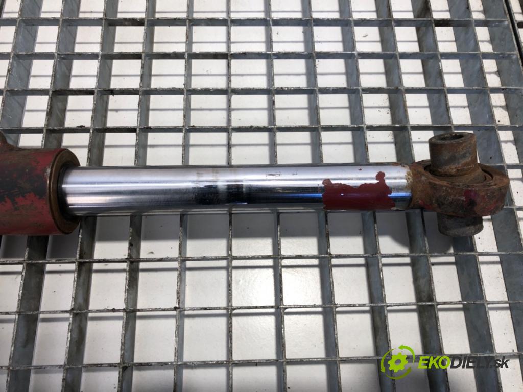 RENAULT TRUCKS PREMIUM Platforma / podwozie 1997 219 kW Route 300.16 219 kW [298 KM] olej napędowy 1996 - 2022 9839 teleskop sťahovaní kabina