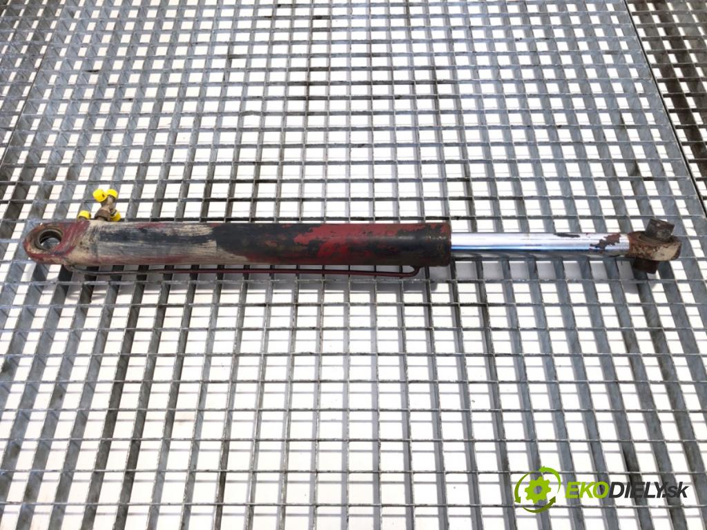 RENAULT TRUCKS PREMIUM Platforma / podwozie 1997 219 kW Route 300.16 219 kW [298 KM] olej napędowy 1996 - 2022 9839 teleskop sťahovaní kabina