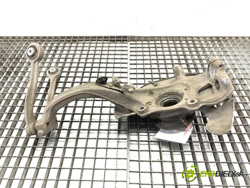 AUDI A4 B8 Kombi 2013 130 kW 2.0 TDI quattro 1968 náboj ľavy predný 4G0407241C