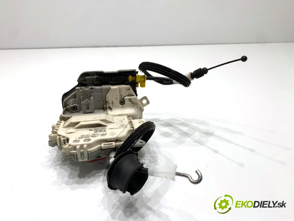 AUDI A4 B8 Kombi 2013 130 kW 2.0 TDI quattro 1968 zámok Dvere ľavy zad 8K0839015C