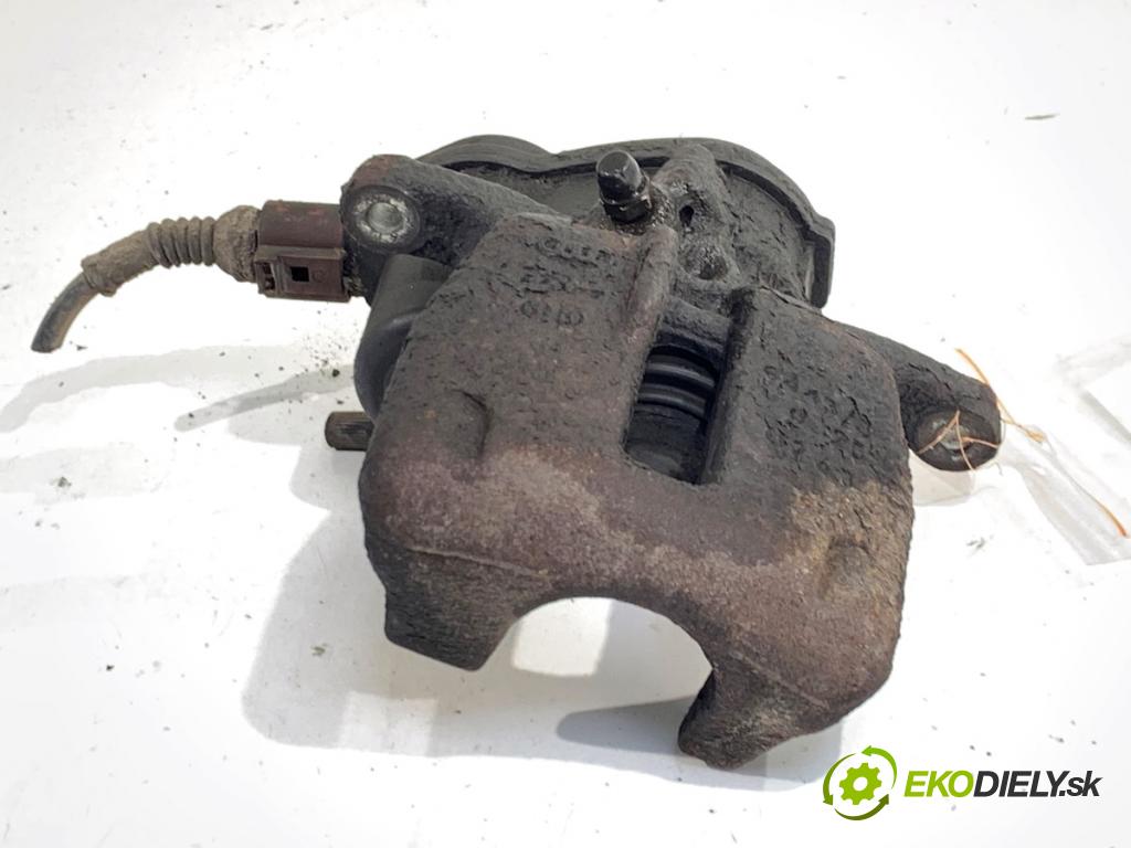 AUDI A4 B8 Kombi 2013 130 kW 2.0 TDI quattro 1968 brzdič třmen pravý zadní část 