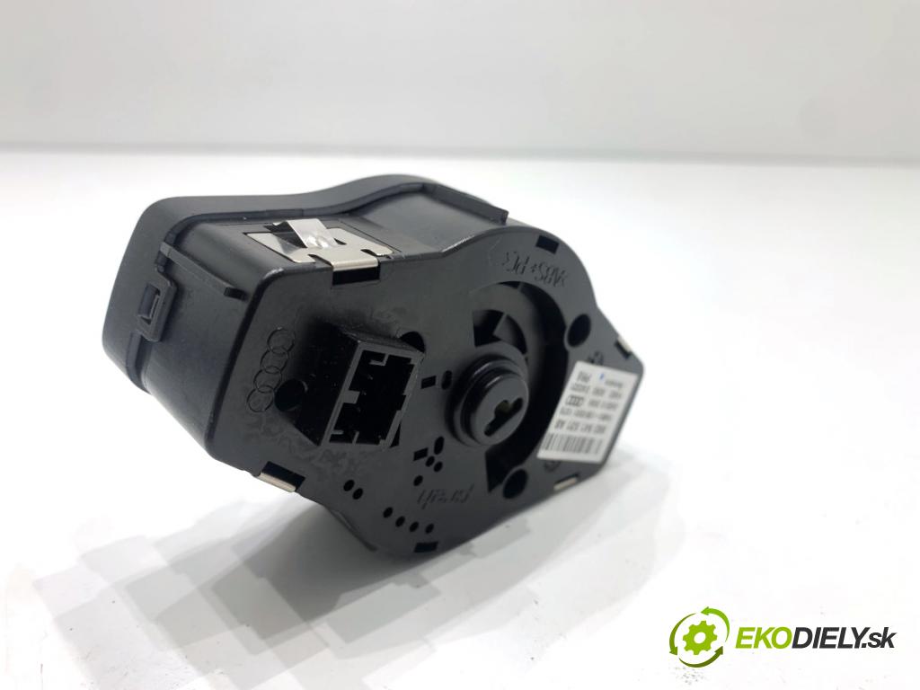 AUDI A4 B8 Kombi 2013 130 kW 2.0 TDI quattro 1968 spínač světel 8K0941531AS