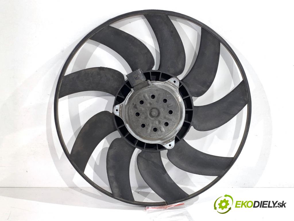 AUDI A4 B8 Kombi 2013 130 kW 2.0 TDI quattro 1968 ventilátor chladiče 993454J (Ventilátor)