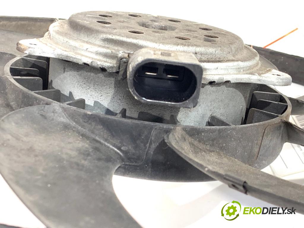 AUDI A4 B8 Kombi 2013 130 kW 2.0 TDI quattro 1968 ventilátor chladiče 993454J (Ventilátor)