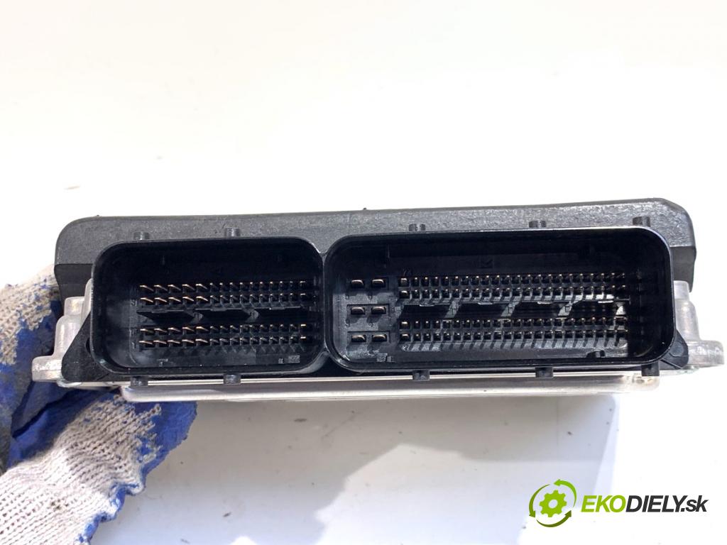 AUDI A4 B8 Kombi 2013 130 kW 2.0 TDI quattro 1968 riadiaca jednotka Motor 03L906018JH (Riadiaca jednotka)