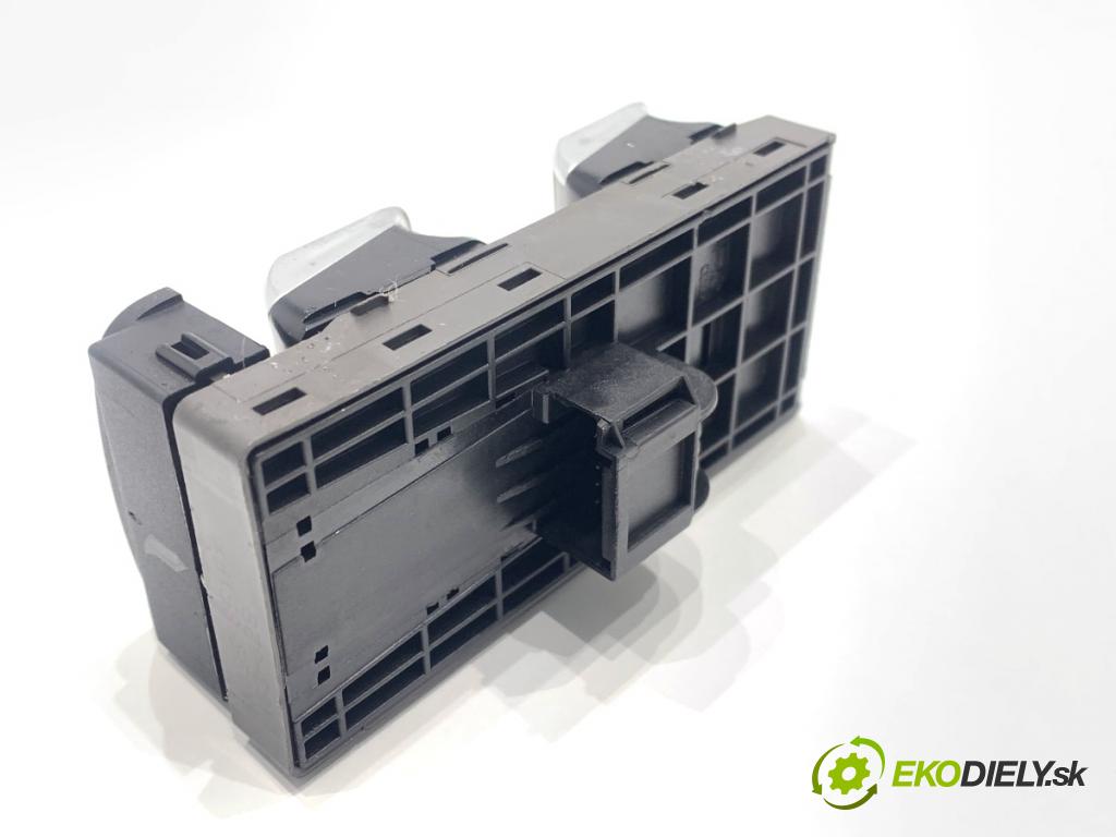 AUDI A4 B8 Kombi 2013 130 kW 2.0 TDI quattro 1968 Prepínač okien 8K0959851F (Prepínacie páčky pod volantom)