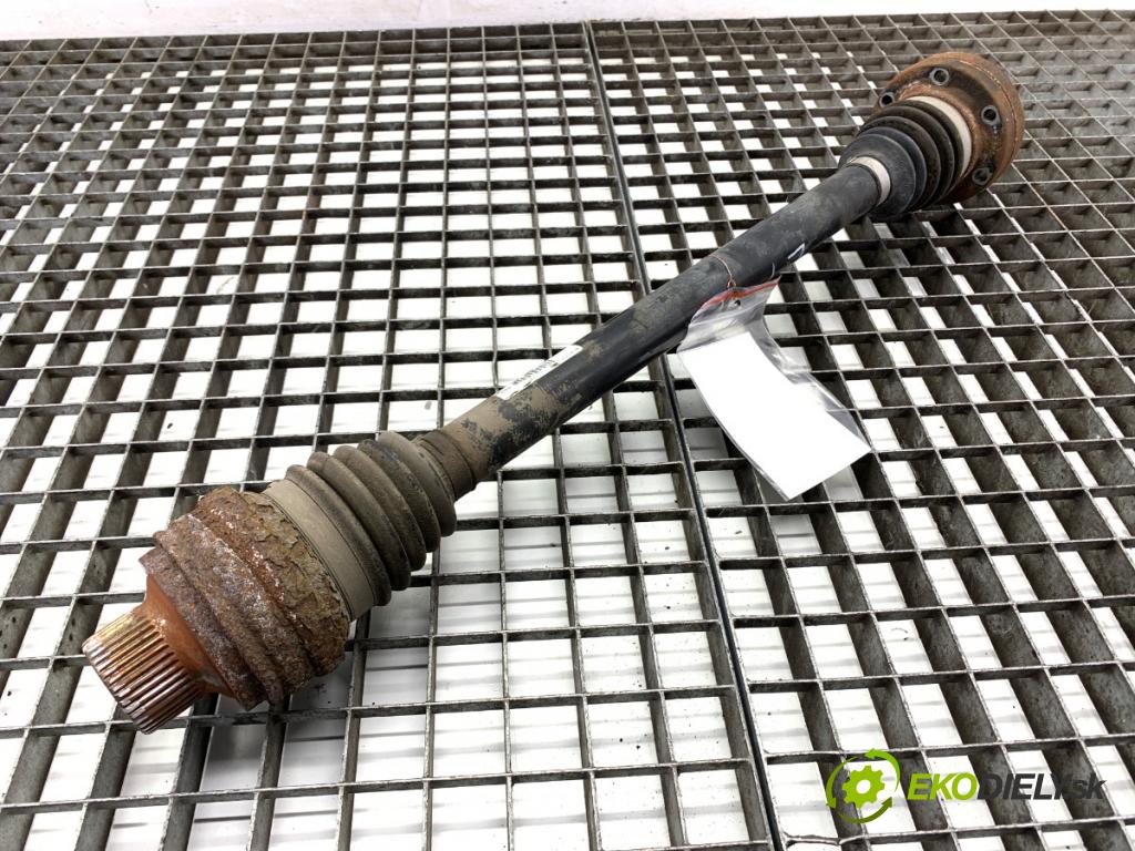 AUDI A4 B8 Kombi 2013 130 kW 2.0 TDI quattro 1968 poloos levý zadní část 8K0501203M