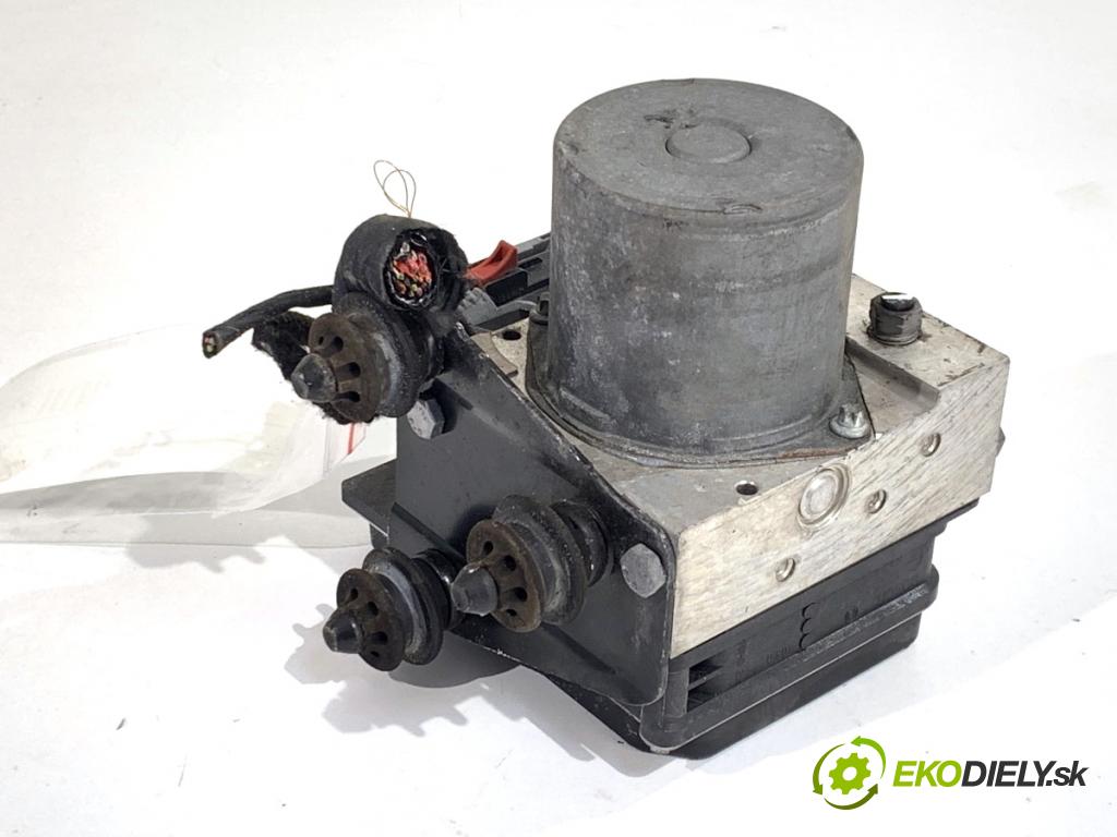 AUDI A4 B8 Kombi 2013 130 kW 2.0 TDI quattro 1968 Pumpa ABS 8K0907379CF (Pumpa ABS)