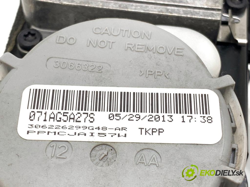 AUDI A4 B8 Kombi 2013 130 kW 2.0 TDI quattro 1968 Držiak BEZPEČNOSŤ ľavy predný