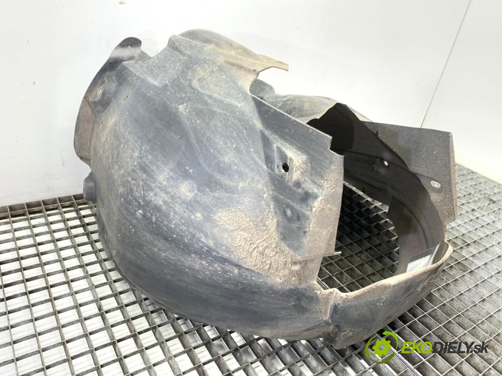 AUDI A4 B8 Kombi 2013 130 kW 2.0 TDI quattro 1968 podblatník pravý přední část 8K0821172