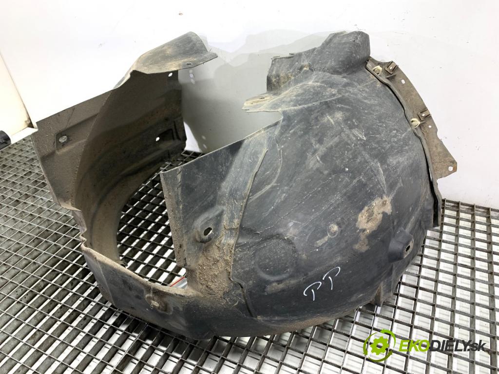 AUDI A4 B8 Kombi 2013 130 kW 2.0 TDI quattro 1968 podblatník pravý přední část 8K0821172