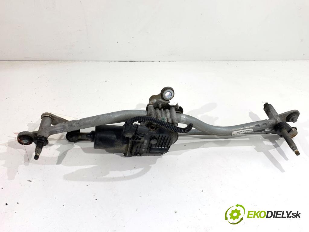 AUDI A4 B8 Kombi 2013 130 kW 2.0 TDI quattro 1968 Mechanizmus stieračov predný 8K1955023D (Motorček stieračov predný)