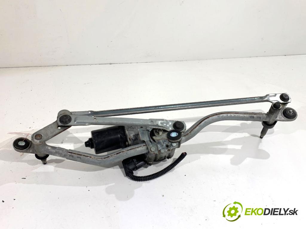 AUDI A4 B8 Kombi 2013 130 kW 2.0 TDI quattro 1968 mechanismus stěračů přední část 8K1955023D (Motorek stěračů přední)