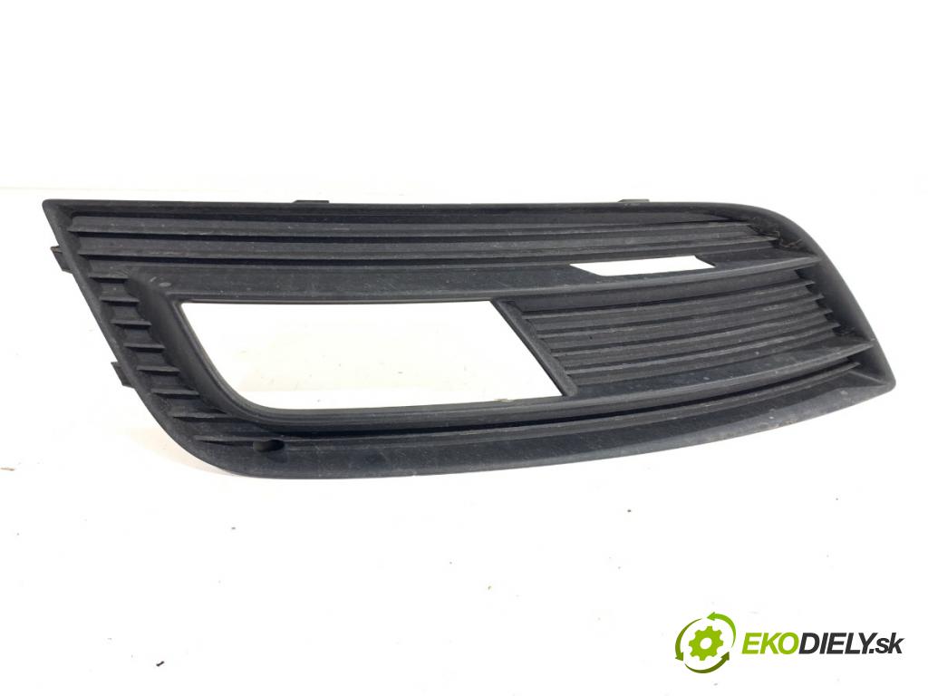 AUDI A4 B8 Kombi 2013 130 kW 2.0 TDI quattro 1968 mří nárazníka levý přední část 8K0807681K