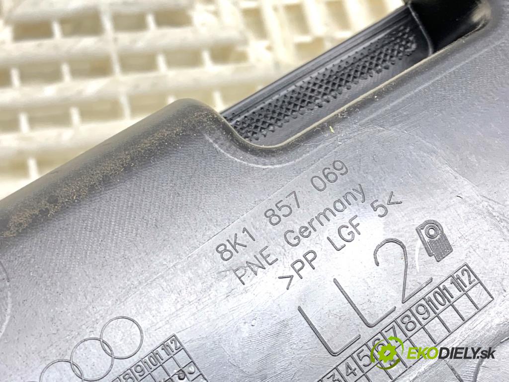 AUDI A4 B8 Kombi 2013 130 kW 2.0 TDI quattro 1968 palubní doska 8K1857041E (Palubní deska)