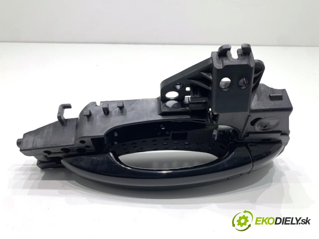 AUDI A4 B8 Kombi 2013 130 kW 2.0 TDI quattro 1968 Kľučka vonkajšia pravy zad