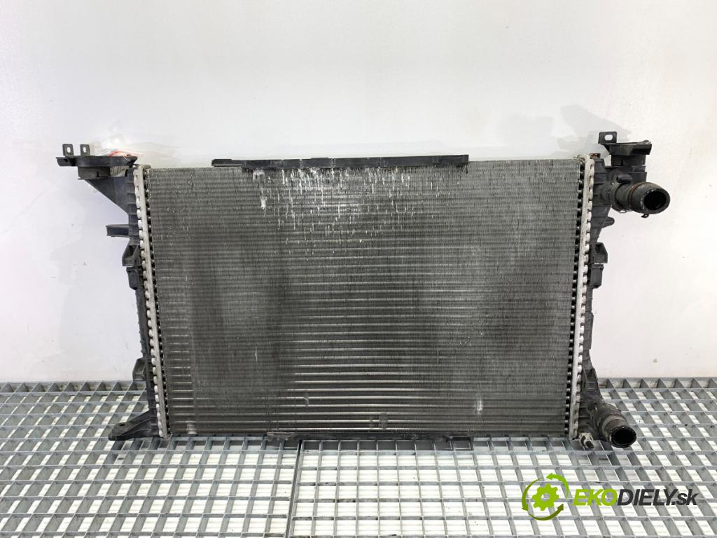 AUDI A4 B8 Kombi 2013 130 kW 2.0 TDI quattro 1968 Chladič vody 8K0121251R (Chladič vody)