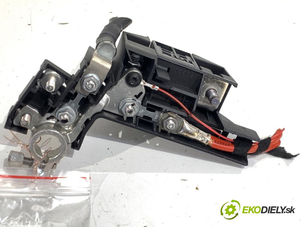 AUDI A4 B8 Kombi 2013 130 kW 2.0 TDI quattro 1968 svorka plus 8J0915459