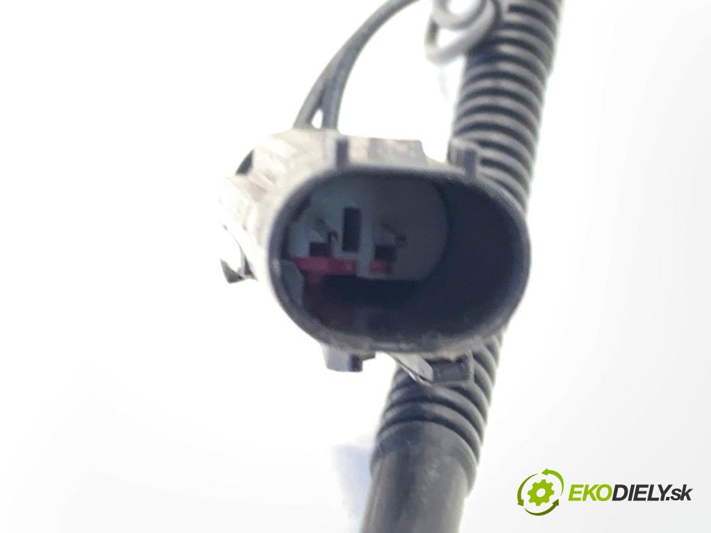 BMW F22 coupe 2017 272 kW M2 2979 ostřikovače ostřikovačů