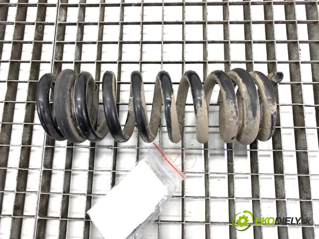 BMW F22 coupe 2017 272 kW M2 2979 pružina zadní část  (Klika dveří ostatní)