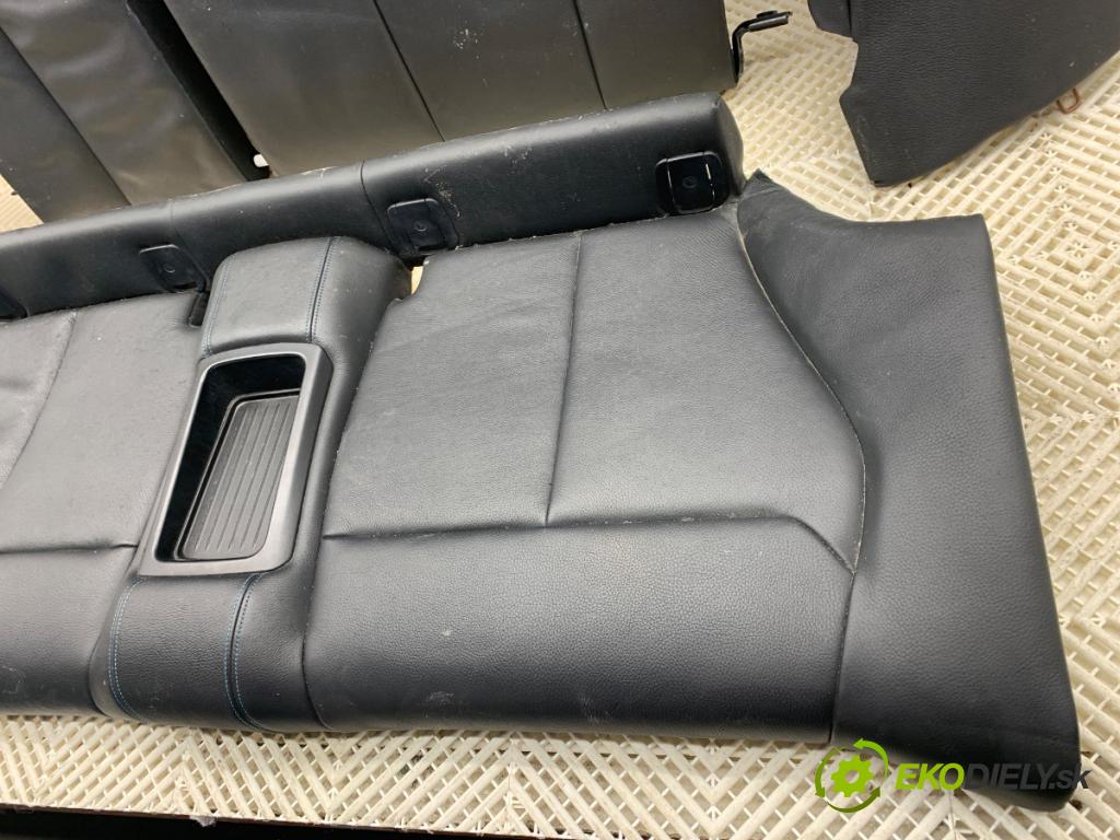 BMW F22 coupe 2017 272 kW M2 2979 sedadlo druhý VLÁDA: