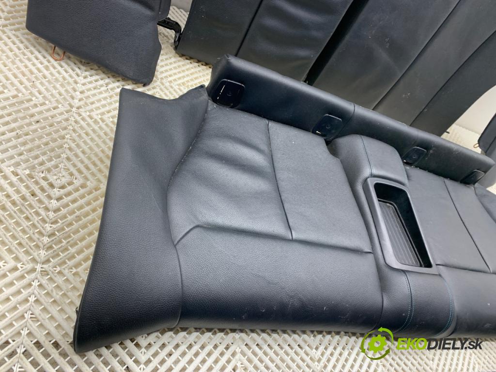 BMW F22 coupe 2017 272 kW M2 2979 sedadlo druhý VLÁDA: