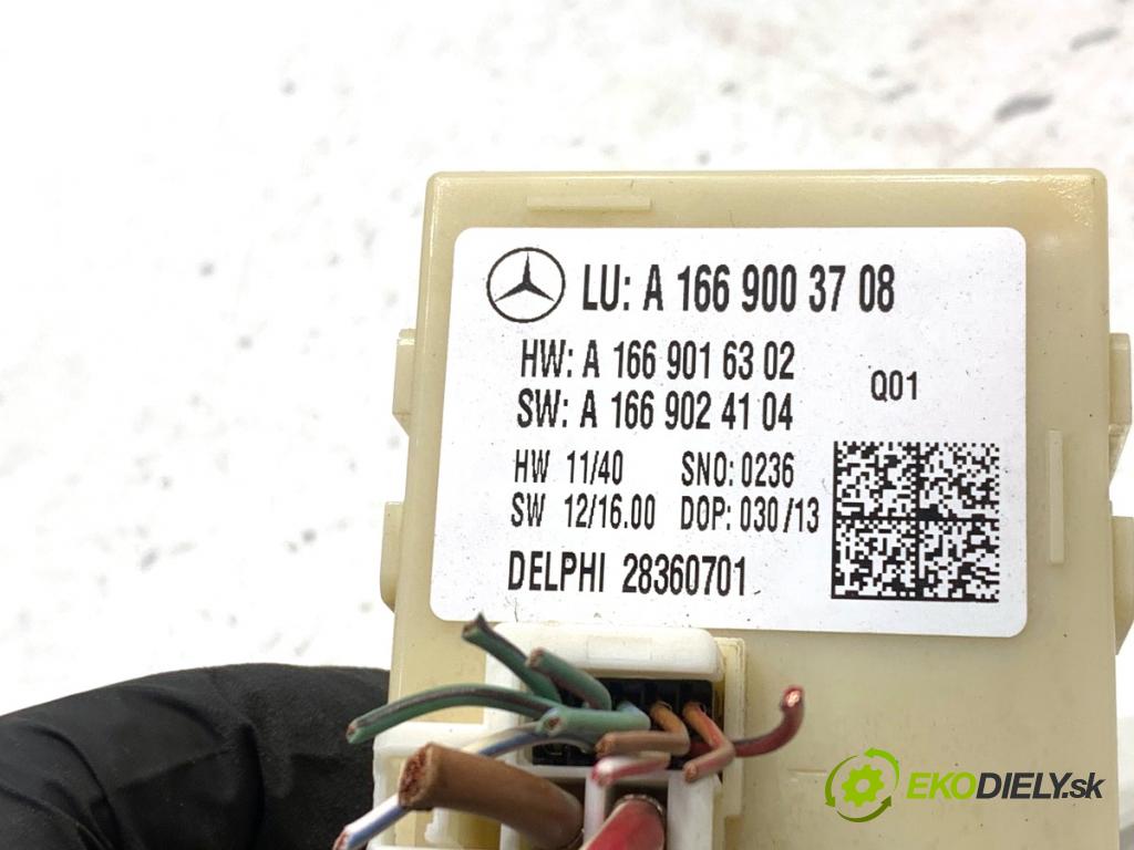 MERCEDES-BENZ W166 SUV 2013 190 kW ML 350 BlueTEC 4-matic (166.024) 2987 modul dveří A1669003708