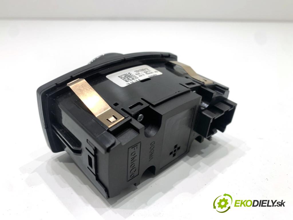 FORD ECOSPORT SUV 2018 103 kW 1.0 EcoBoost 998 Spínač svetiel AV1T-13D061-AD