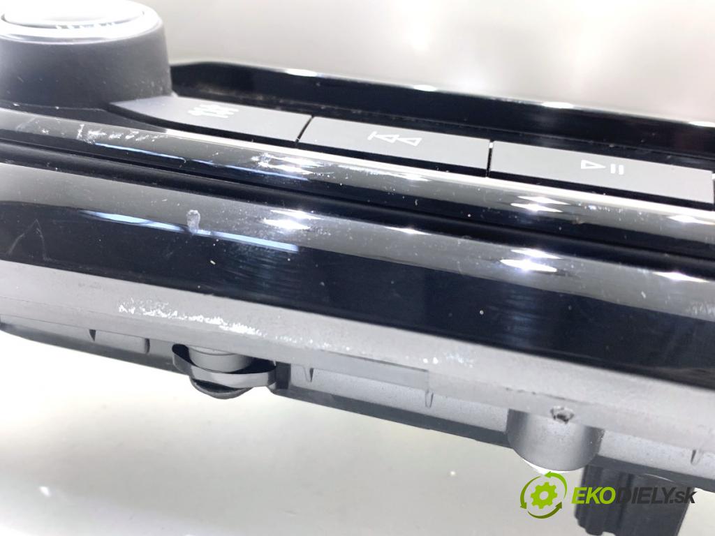 FORD ECOSPORT SUV 2018 103 kW 1.0 EcoBoost 998 Dislpej H1BT-18B955-FE (Prístrojová doska)