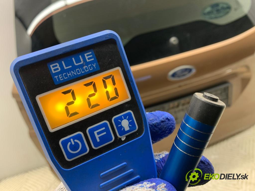 FORD ECOSPORT SUV 2018 103 kW 1.0 EcoBoost 998 kapota zadní část