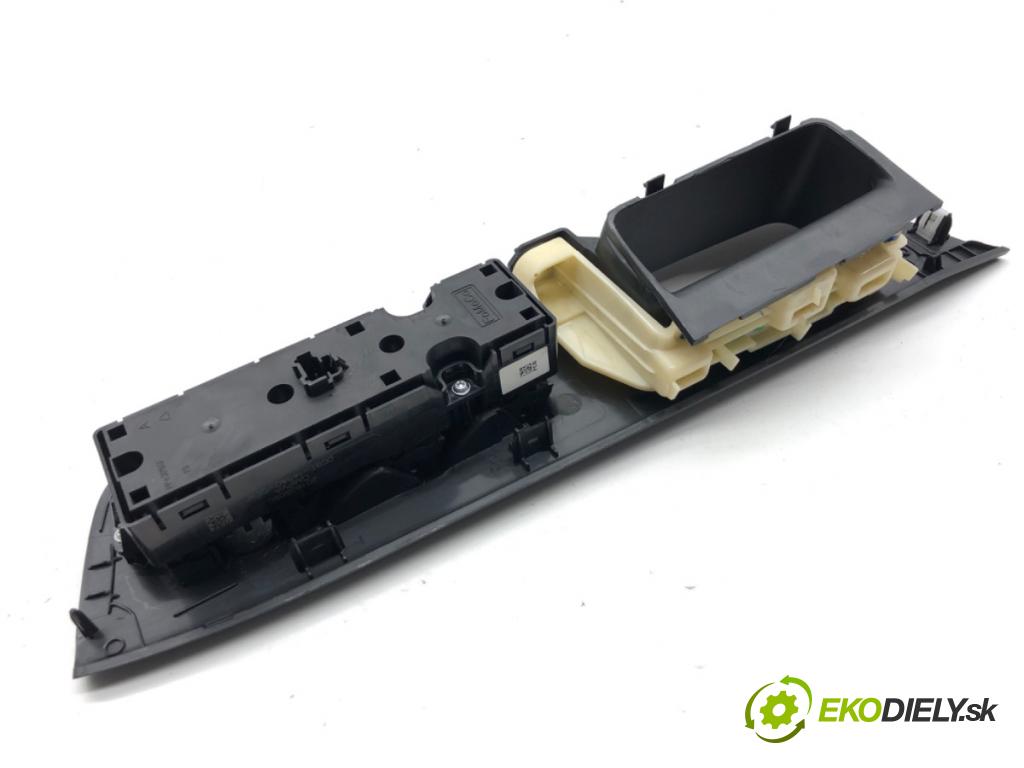 FORD ECOSPORT SUV 2018 103 kW 1.0 EcoBoost 998 přepínač oken DG9T-14540-CCW (Páčky pod volantem)