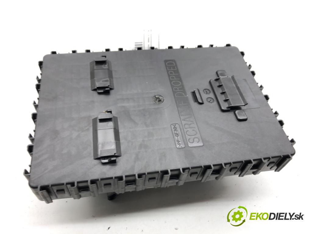 FORD ECOSPORT SUV 2018 103 kW 1.0 EcoBoost 998 Modul BSI HU5T-15604-BCS (Poistková skrinka)