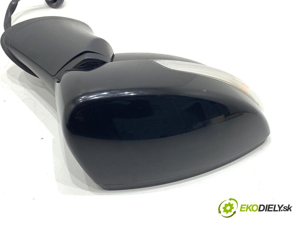 FORD ECOSPORT SUV 2018 103 kW 1.0 EcoBoost 998 zpětné zrcátko pravý