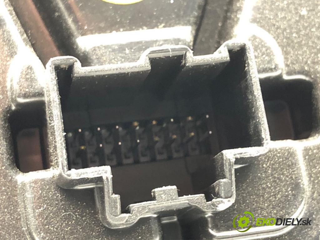 FORD ECOSPORT SUV 2018 103 kW 1.0 EcoBoost 998 Prístrojovka GN15-10849-CAJ (Prístrojová doska)