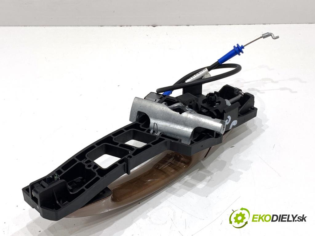 FORD ECOSPORT SUV 2018 103 kW 1.0 EcoBoost 998 klika vnejší pravý přední část 8A61-A224A36