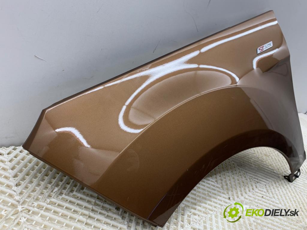 FORD ECOSPORT SUV 2018 103 kW 1.0 EcoBoost 998 blatník levý přední část