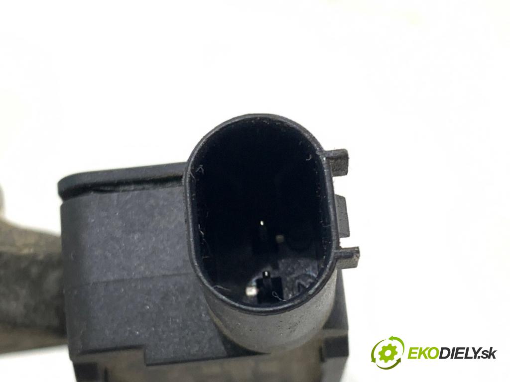 FORD ECOSPORT SUV 2018 103 kW 1.0 EcoBoost 998 svorka MINUS: H1BT-10C679-AC