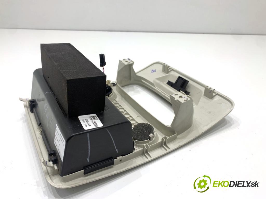 FORD ECOSPORT SUV 2018 103 kW 1.0 EcoBoost 998 Priehradka, kastlík na skla