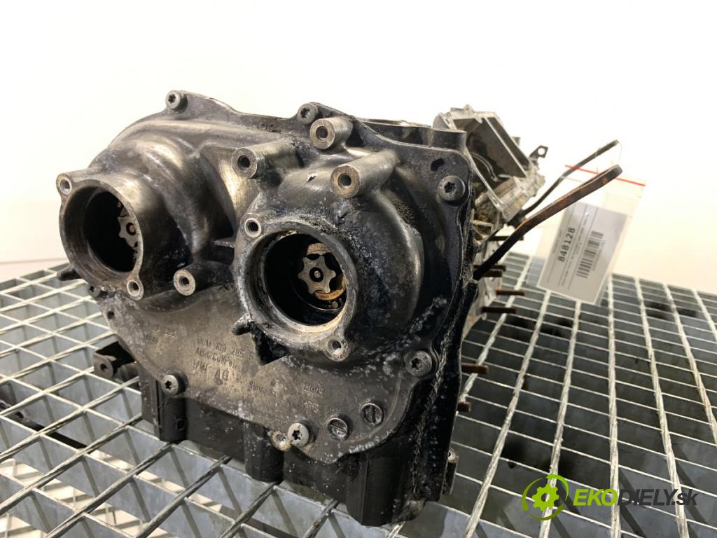 AUDI A6 C8 Kombi 2022 441 kW RS6 Mild Hybrid quattro 3996 Hlava valcov ľavy 0P2103475E