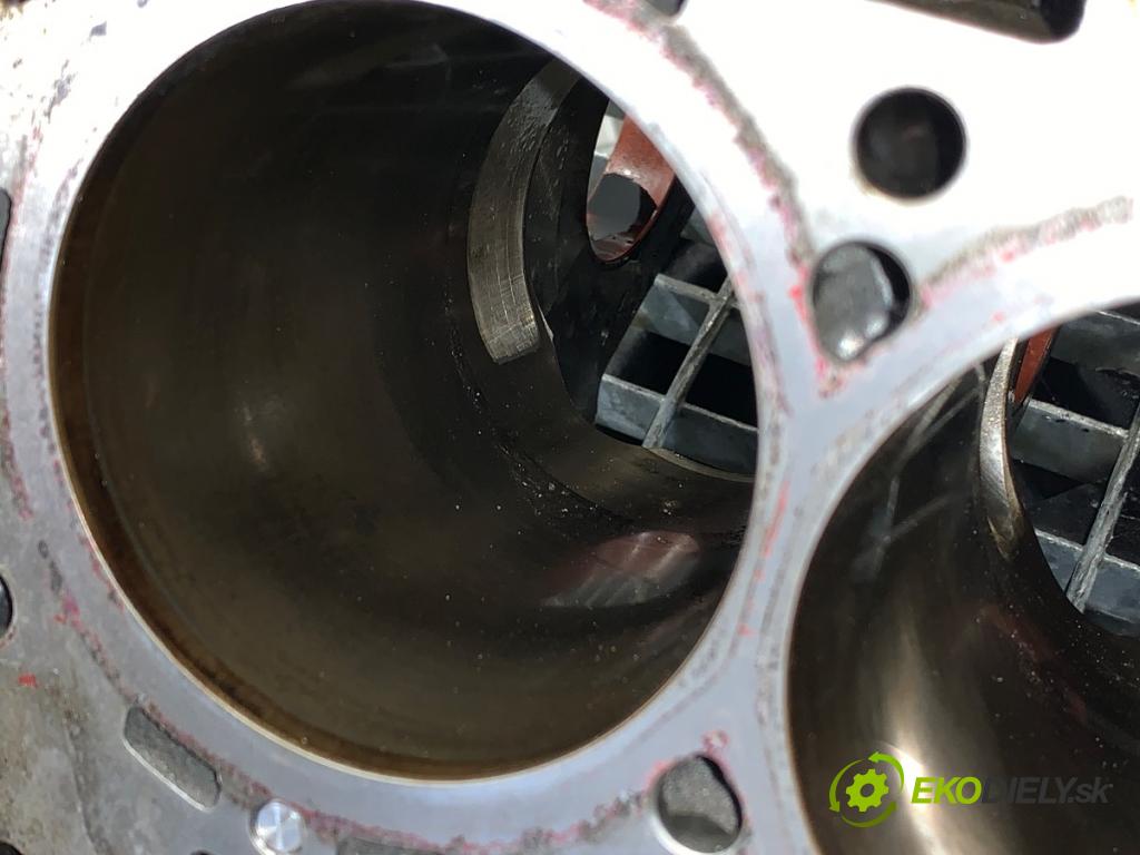 AUDI A6 C8 Kombi 2022 441 kW RS6 Mild Hybrid quattro 3996 blok Motor 0P2103023M 0P2103011AB (Blok motora)