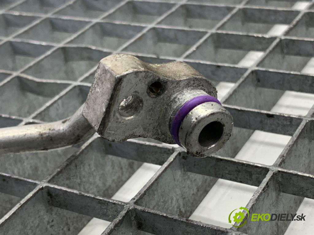 AUDI A4 B8 Kombi 2013 130 kW 2.0 TDI quattro 1968 rúrka klimatizácie 8K1260712K (Rúrka klimatizácie)